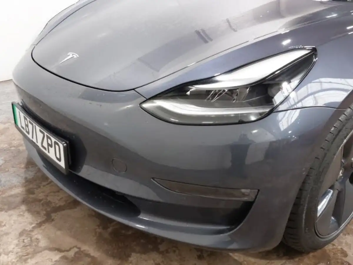 2021-tesla-model-3-e-long-range-awd-big-11