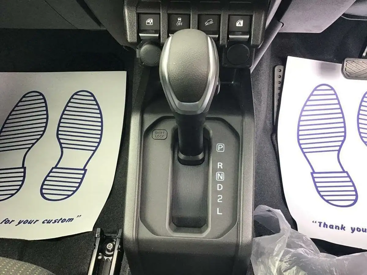 2024-suzuki-jimny-15-light-commercial-allgrip-big-15