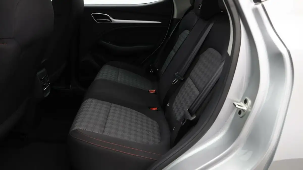 2024-mg-zs-suv-e-se-ev-176ps-big-16