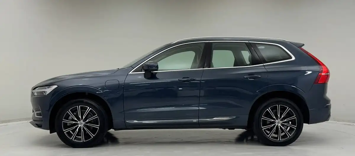 2021-volvo-xc60-20-t6-inscription-340bhp-big-10