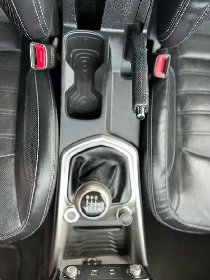 2015-kgm-ssangyong-tivoli-16td-ex-big-48
