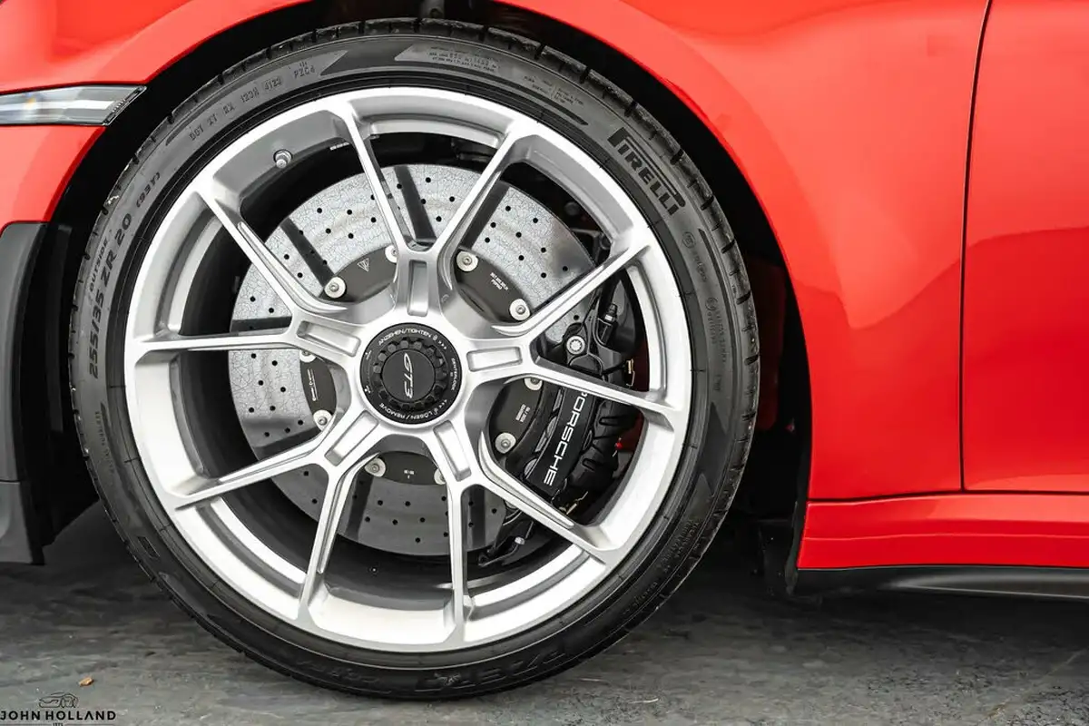 2024-porsche-911-40-gt3-pdk-big-3