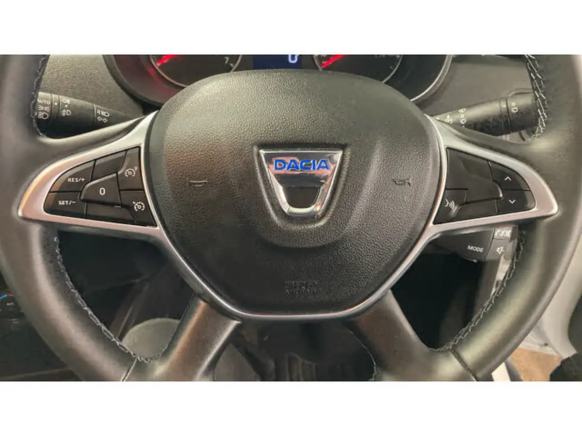 2022-dacia-duster-10-tce-comfort-90hpeu6d-4x2-window-van-big-30
