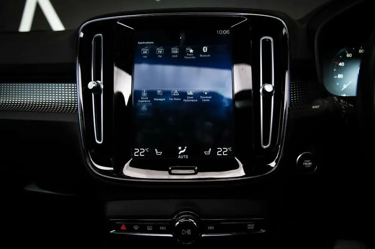 2018-volvo-xc40-20td-d4-first-edition-big-48