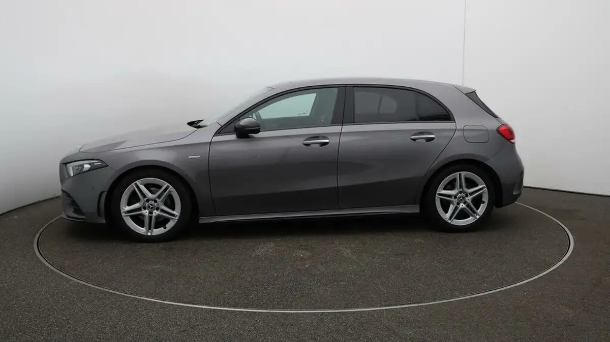2022-mercedes-benz-a-class-13-a200-amg-line-premium-plus-edition-hatchback-5d-7g-dct-big-60