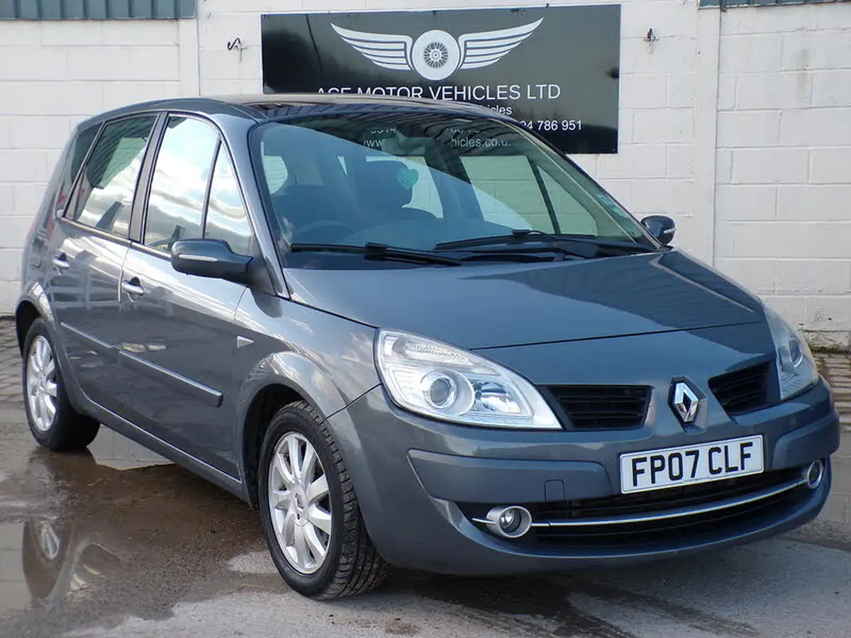 2007-renault-scenic-15td-dynamique-106bhp-big-0