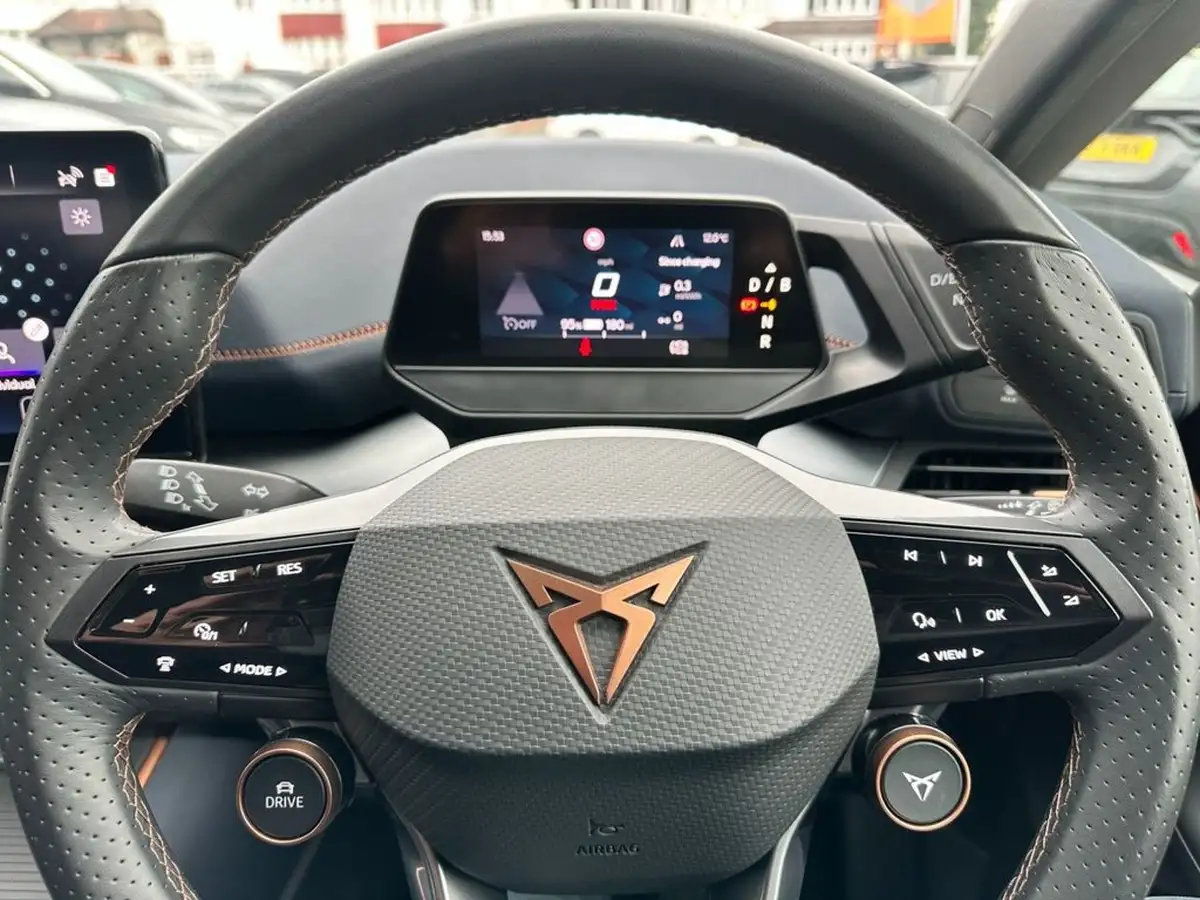 2022-cupra-born-e-v3-230ps-58kwh-e-boost-big-15