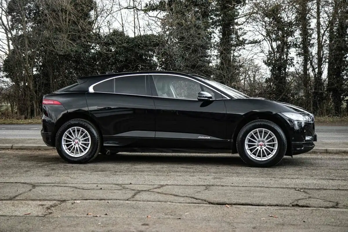 2020-jaguar-i-pace-ev400-s-big-3