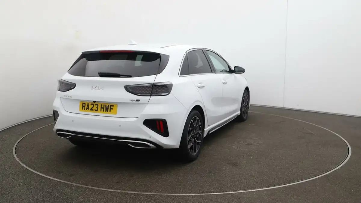 2022-kia-ceed-15-t-gdi-gt-line-big-47