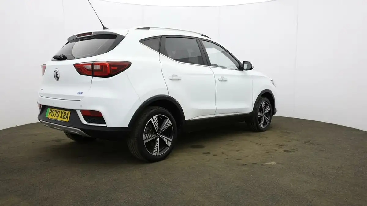 2020-mg-zs-suv-e-exclusive-ev-big-6