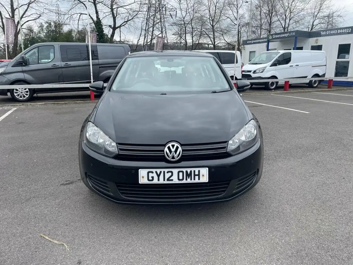 2012-volkswagen-golf-16td-blue-motion-match-5d-big-3