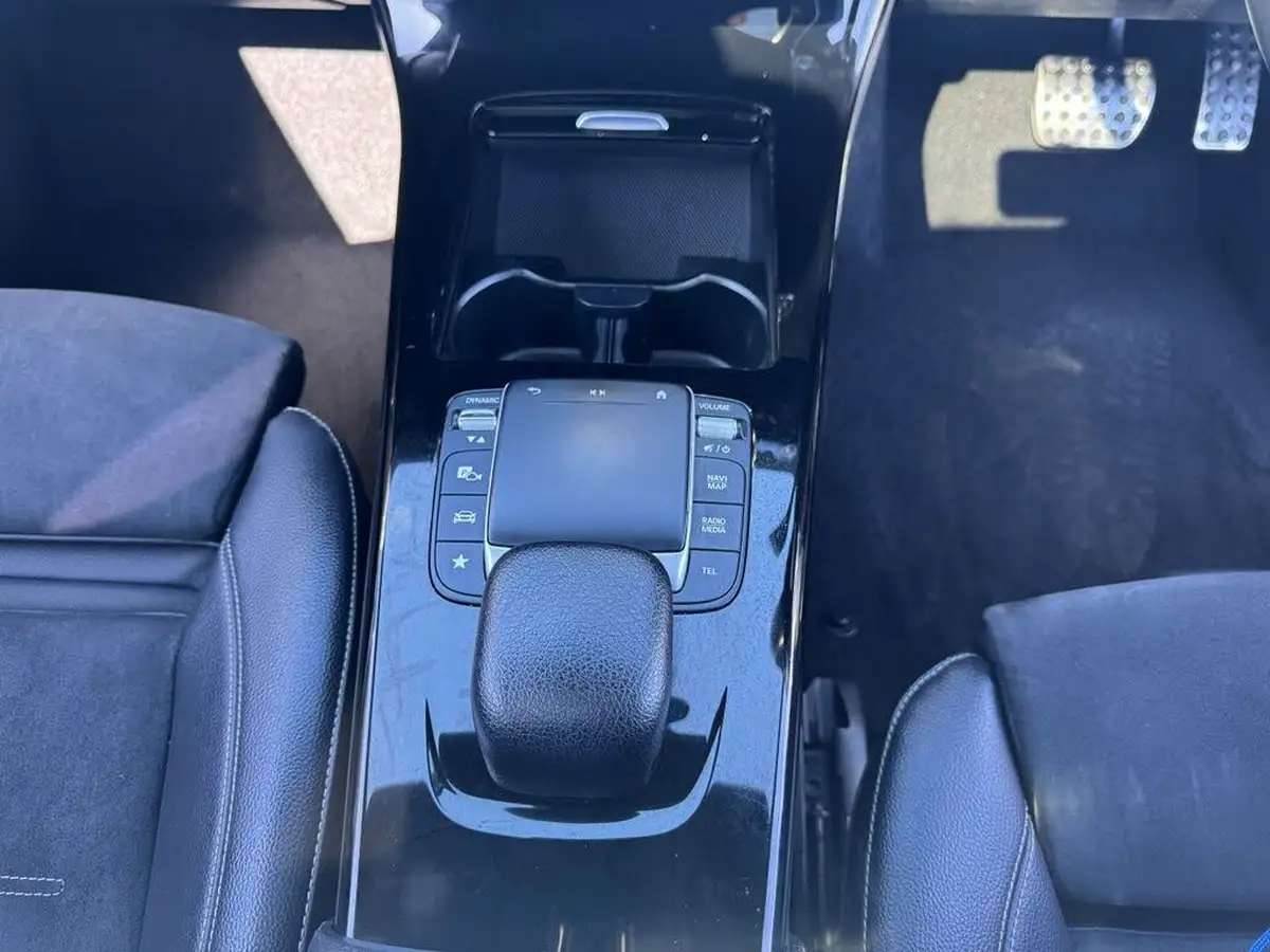 2021-mercedes-benz-a-class-13-a180-amg-line-premium-plus-edition-hatchback-5d-7g-dct-big-47