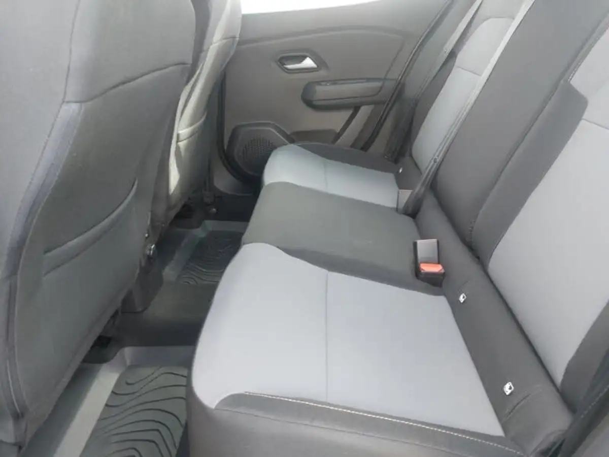 2024-dacia-sandero-stepway-10-tce-extreme-90bhp-big-5