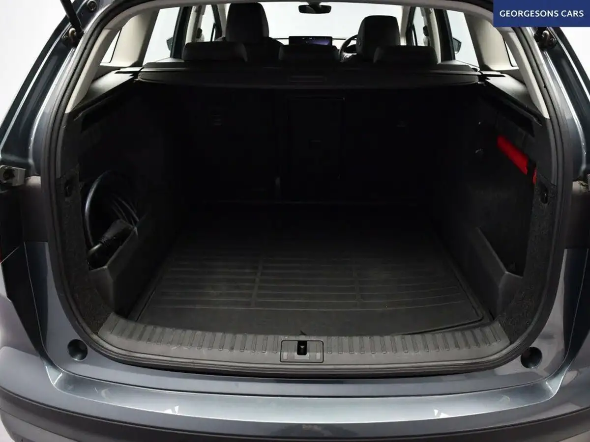 2021-skoda-enyaq-e-60-eco-suite-62-kwh-big-8