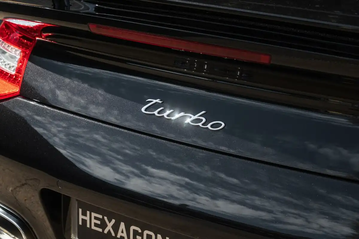2011-porsche-911-38-turbo-coupe-pdk-big-3