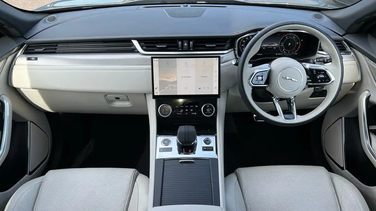 2023-jaguar-f-pace-20-d200-r-dynamic-se-black-big-8