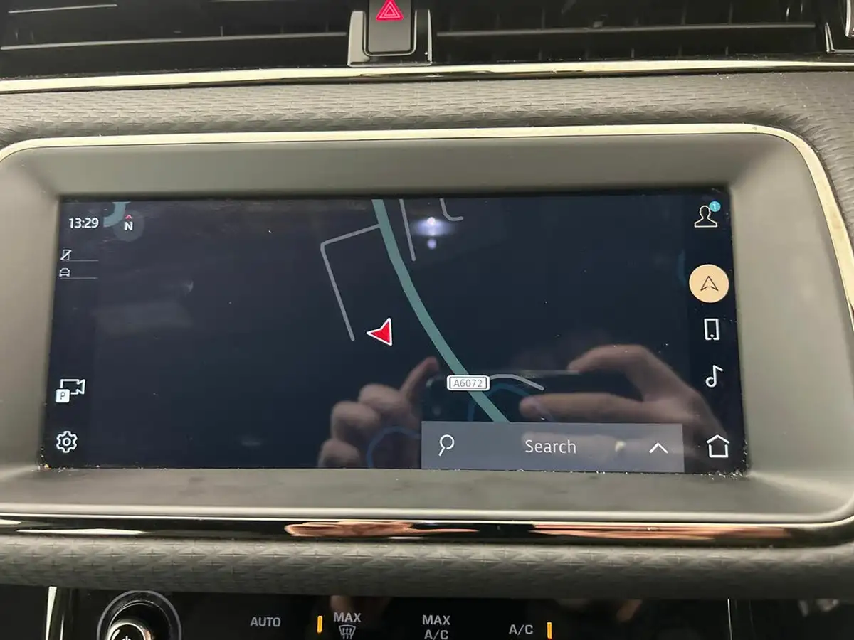 2021-land-rover-range-rover-evoque-20-d165-r-dynamic-awd-auto-big-23
