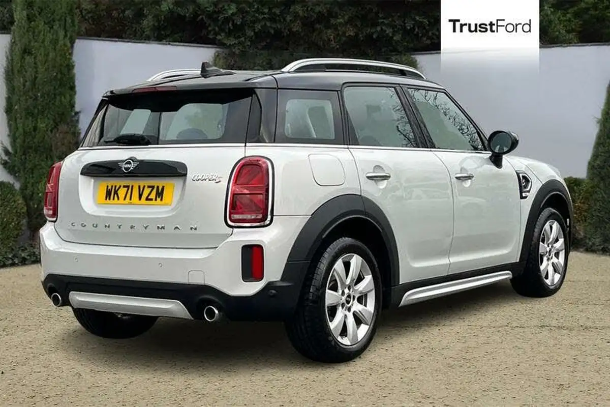 2021-mini-countryman-20-cooper-s-classic-big-3