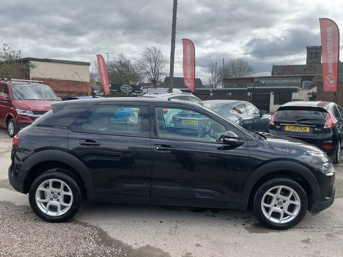 2019-citroen-c4-cactus-12-puretech-feel-110ps-big-4