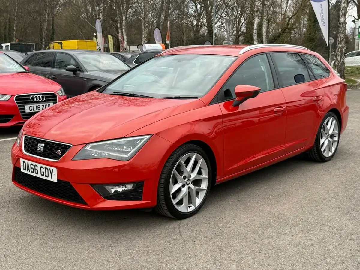 2016-seat-leon-14-fr-tech-pack-ecotsi-sports-tourer-5d-1395cc-big-37