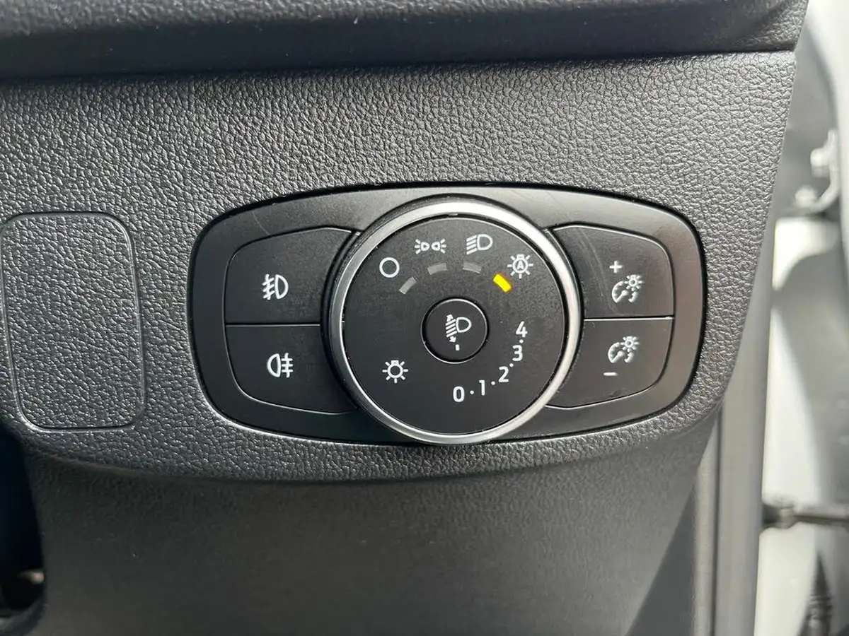 2021-ford-focus-10t-titanium-edition-125ps-hybrid-mhev-hatchback-big-24