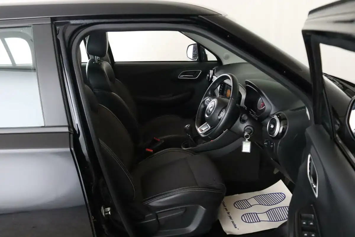 2023-mg-mg3-15-vti-tech-exclusive-nav-big-16