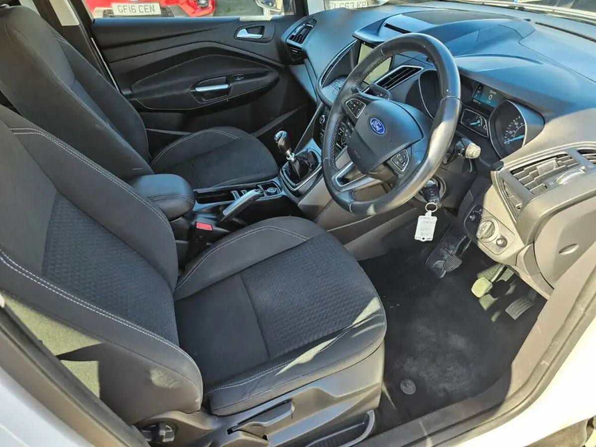 2018-ford-grand-c-max-10t-zetec-125ps-big-9