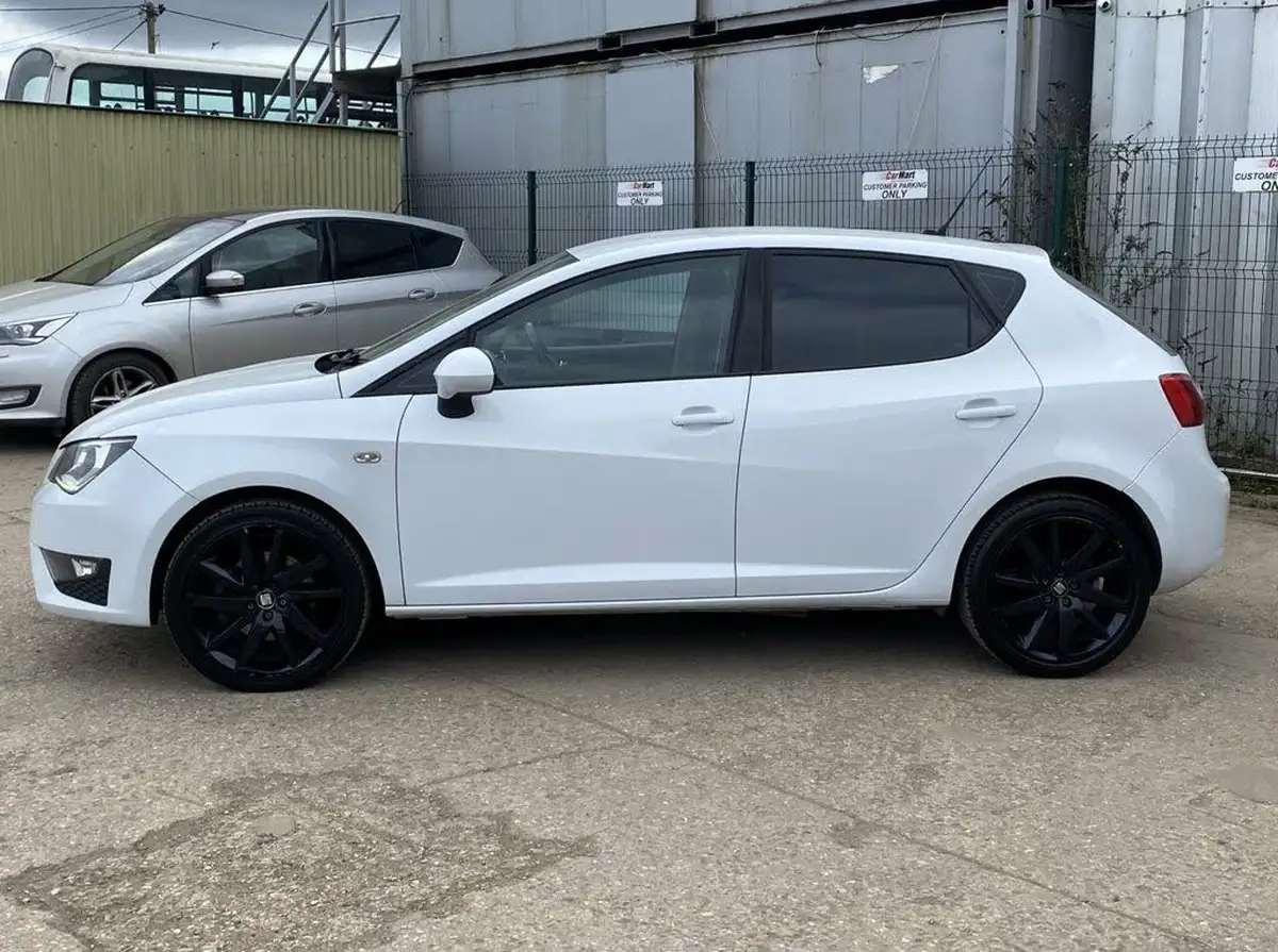 2017-seat-ibiza-12-tsi-fr-technology-110ps-hatchback-5d-big-7