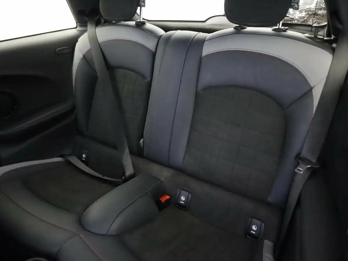 2020-mini-cooper-20-john-cooper-works-gp-pack-hatchback-3d-big-14