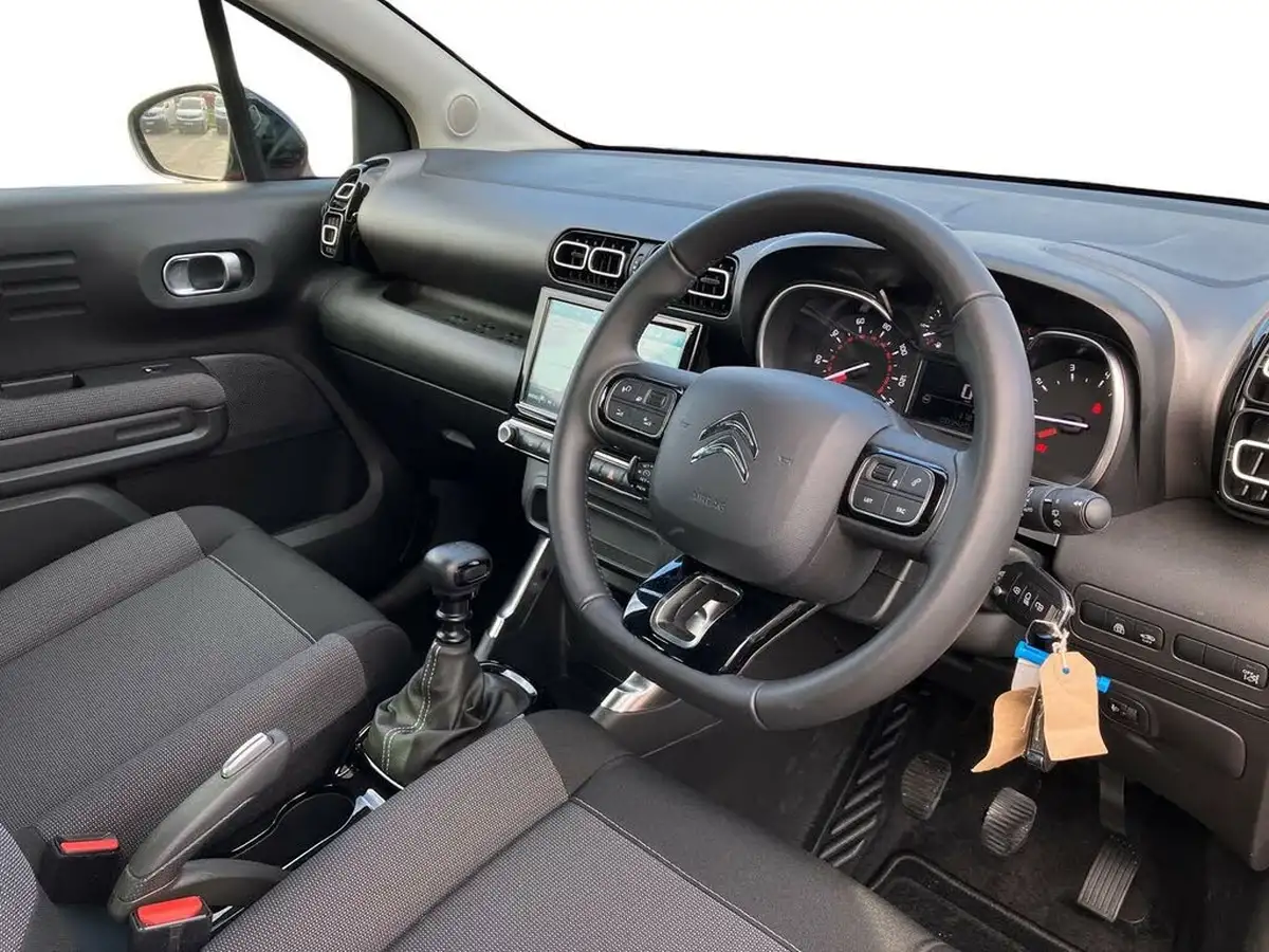 2023-citroen-c3-aircross-12-puretech-shine-110ps-big-14