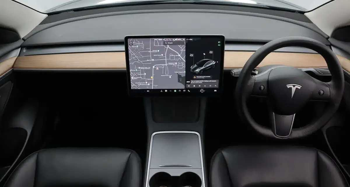 2021-tesla-model-3-e-long-range-4x4-big-13