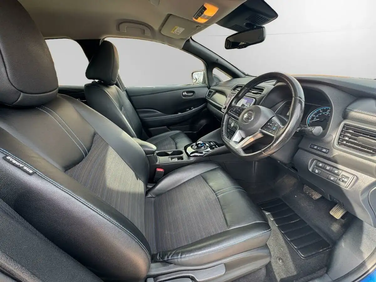 2020-nissan-leaf-e-e-n-tec-big-12