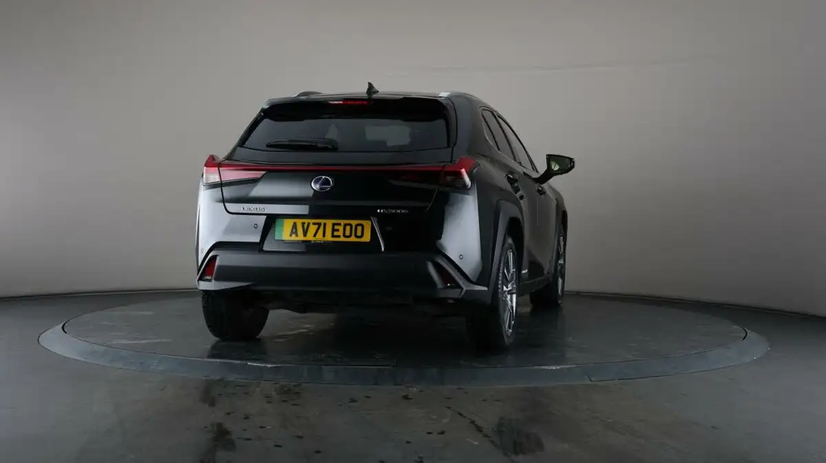 2021-lexus-ux-300e-e-ux-big-68