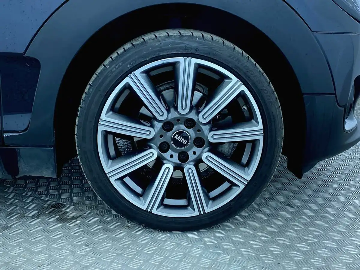 2022-mini-clubman-15-cooper-exclusive-premium-auto-big-8