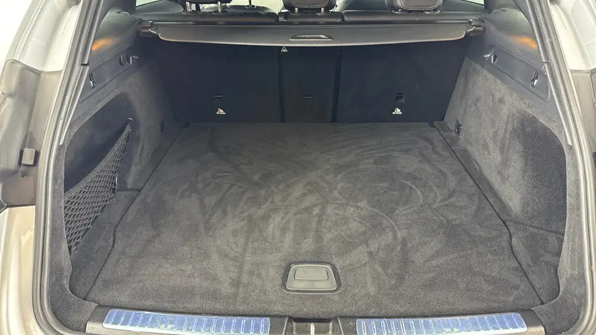 2021-mercedes-benz-eqc-e-eqc-400-amg-line-big-14