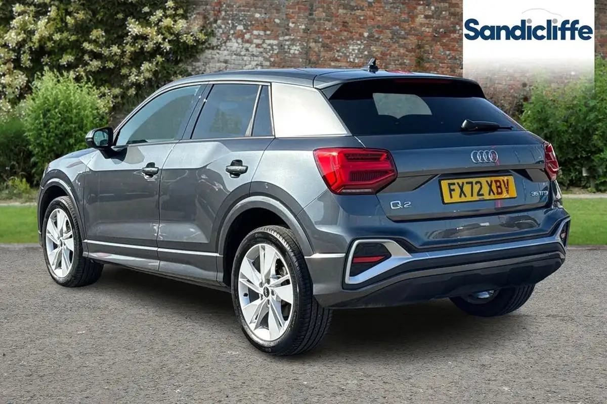 2022-audi-q2-15-35-tfsi-s-line-tronic-big-5