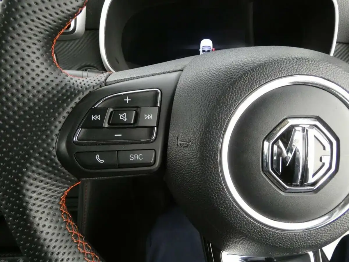 2024-mg-zs-suv-10t-gdi-exclusive-auto-big-17
