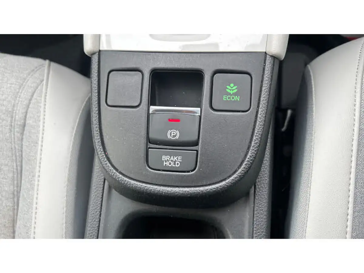 2022-honda-jazz-15-i-mmd-ex-107ps-big-39