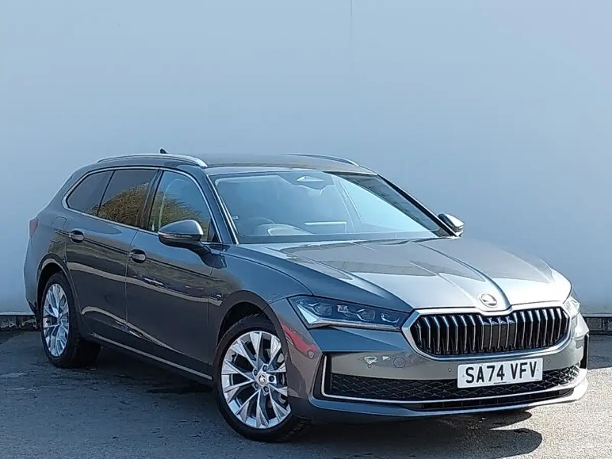 2024-skoda-superb-20tdi-se-l-150ps-scr-estate-dsg-big-0