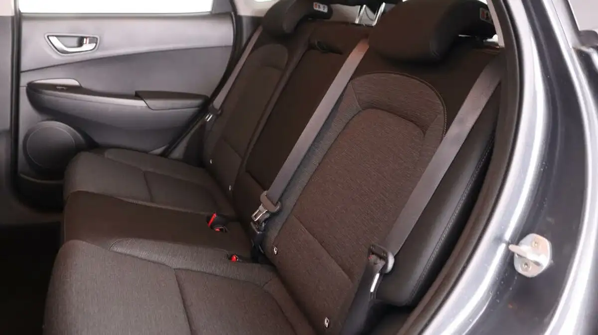 2022-hyundai-kona-e-premium-204ps-64kwh-7kw-obc-big-15