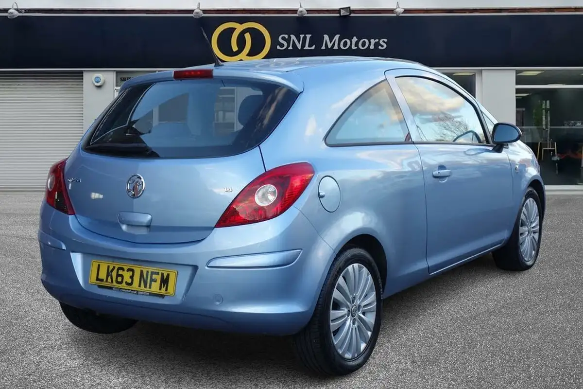 2013-vauxhall-corsa-14-energy-16v-3d-big-6