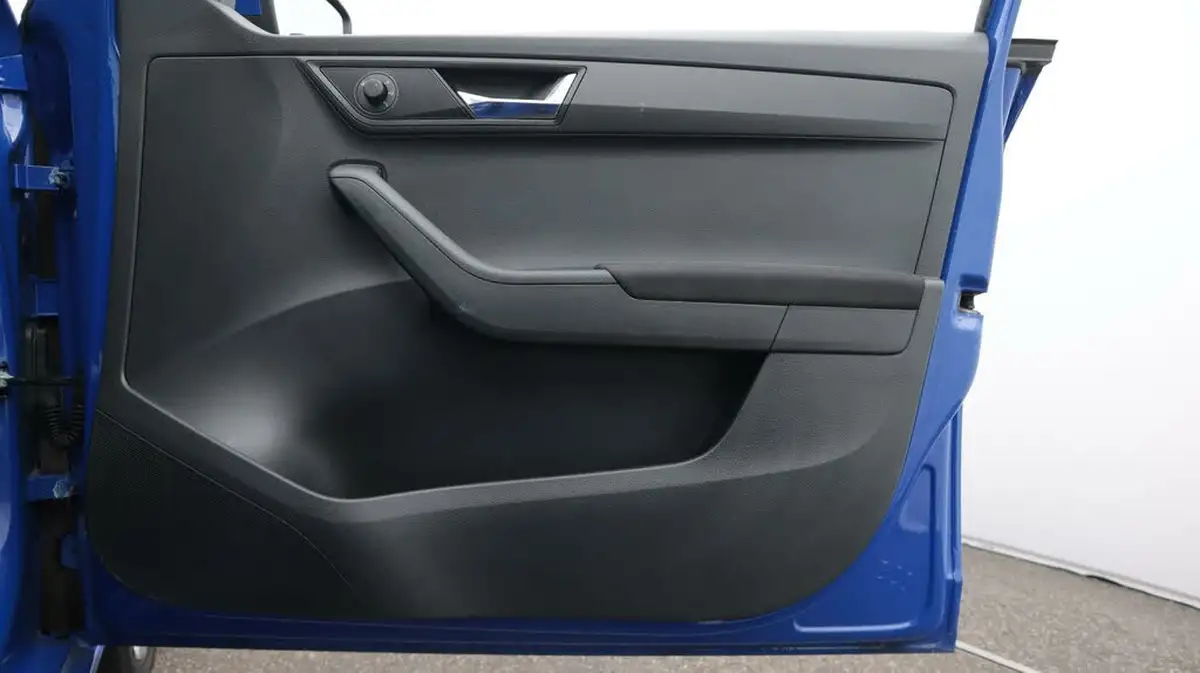 2022-skoda-fabia-10-tsi-se-l-95ps-estate-dsg-big-15