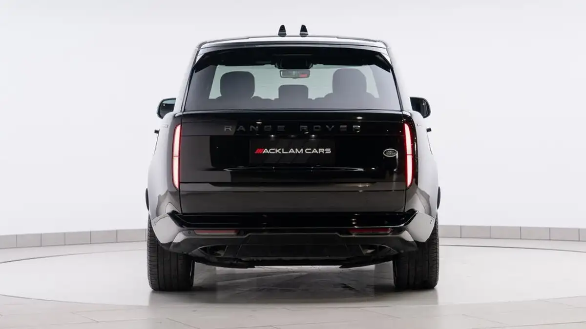 2022-land-rover-range-rover-30-p440e-hse-big-6