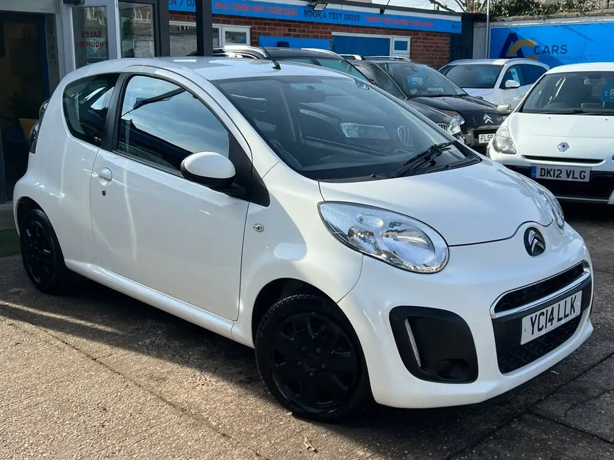 2014-citroen-c1-10-edition-3d-big-34