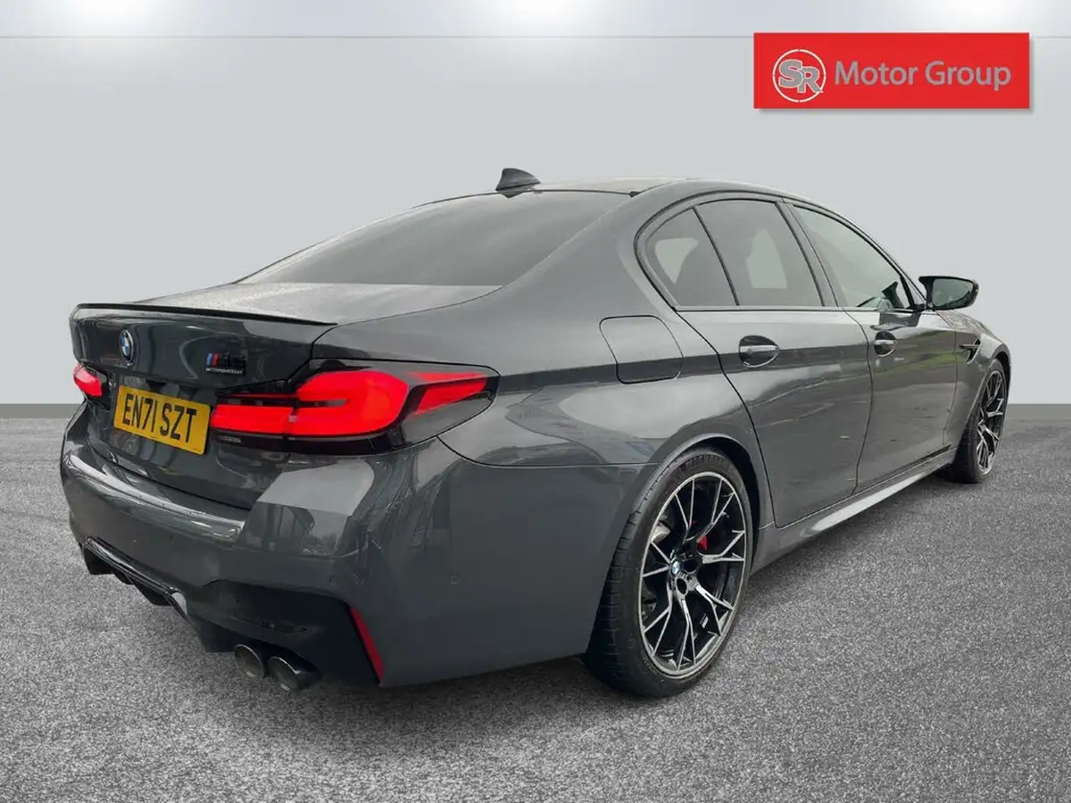 2021-bmw-5-series-44-m5-competition-big-16