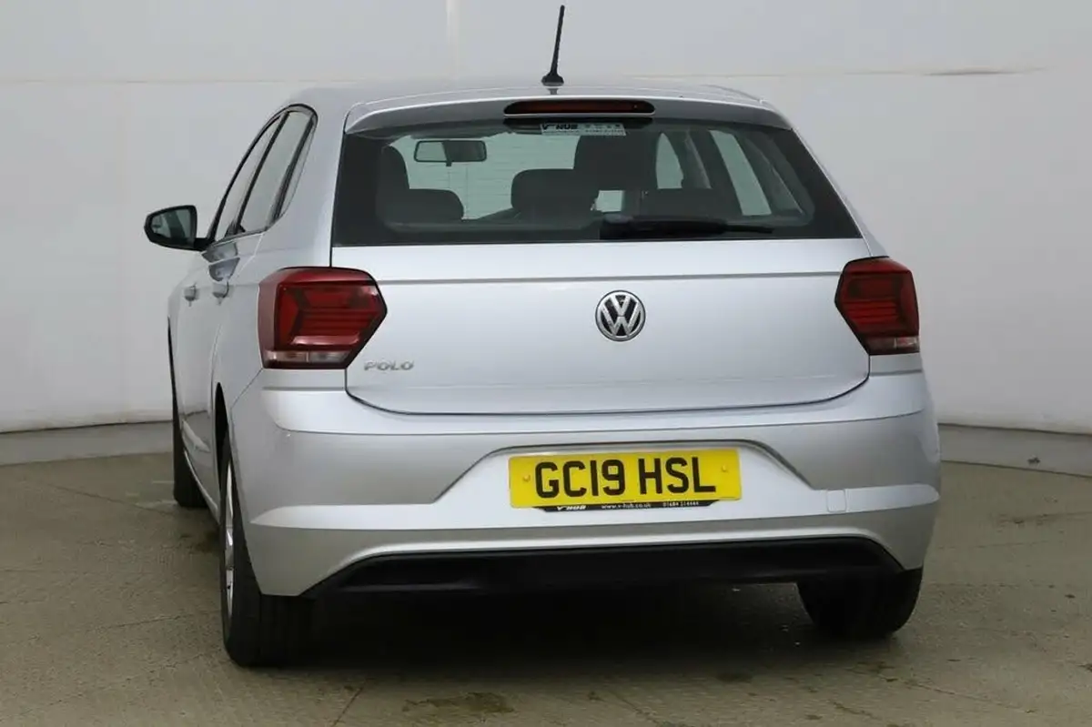 2019-volkswagen-polo-16tdi-se-big-3