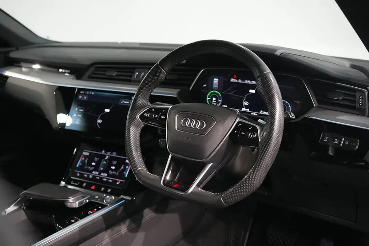 2020-audi-e-tron-50e-s-line-station-wagon-big-56