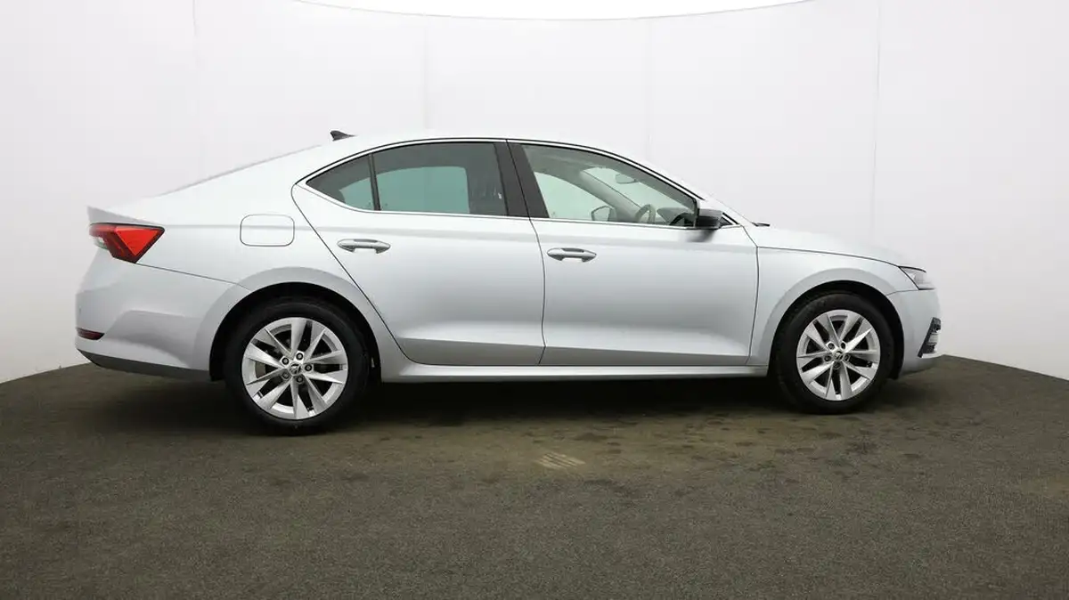 2021-skoda-octavia-15-tsi-se-l-hatchback-big-51
