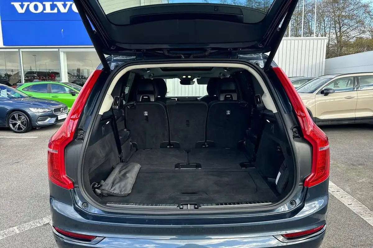 2024-volvo-xc90-20-b5-plus-big-7