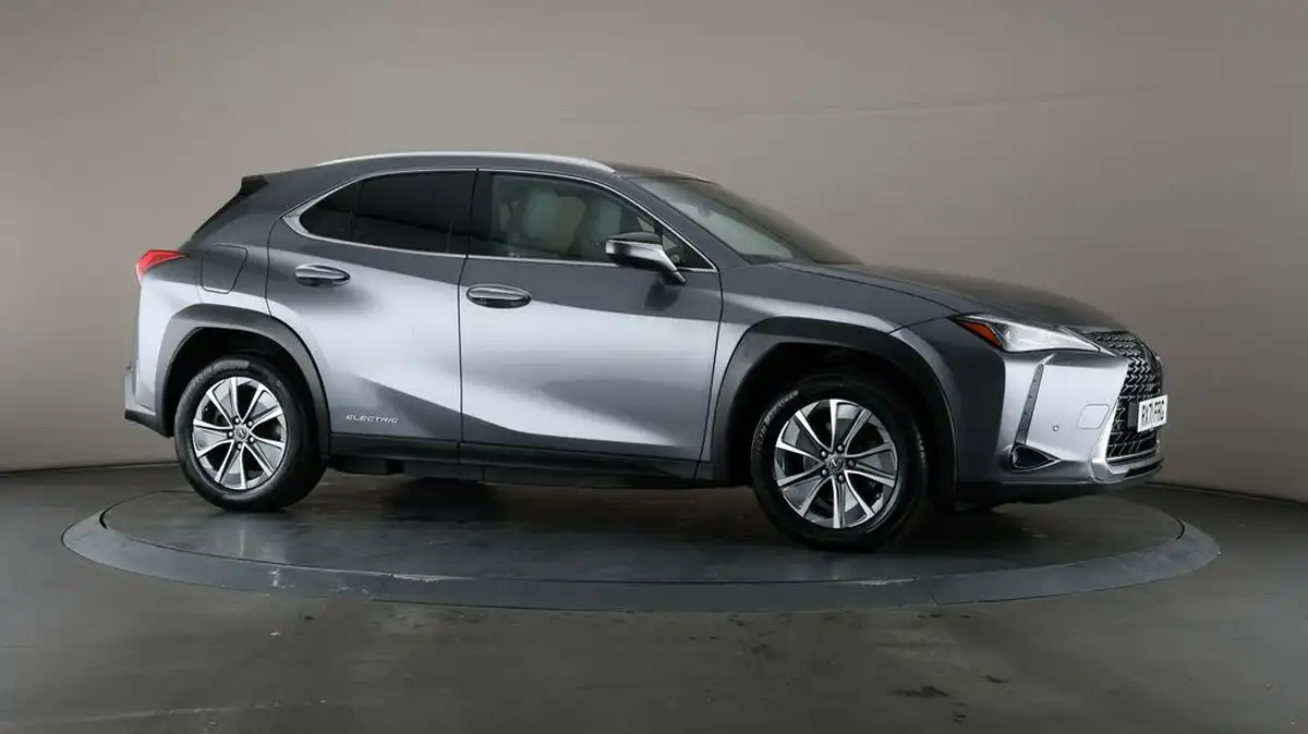 2021-lexus-ux-300e-e-ux-big-54